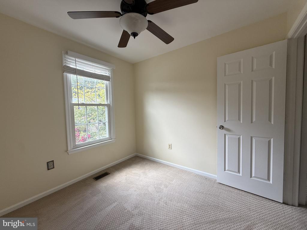 6269 WALKERS CROFT WAY
