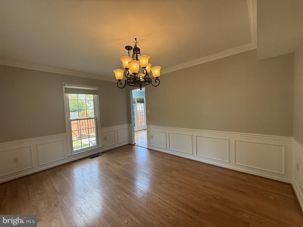6269 WALKERS CROFT WAY