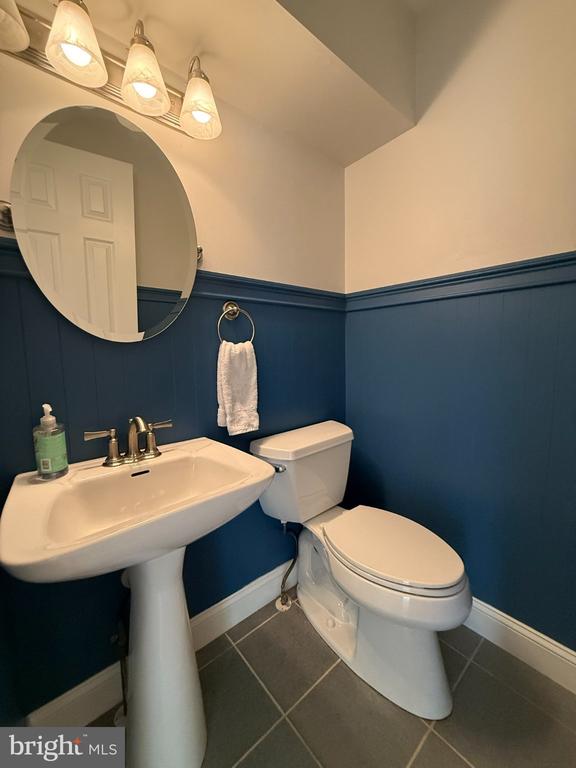 6269 WALKERS CROFT WAY