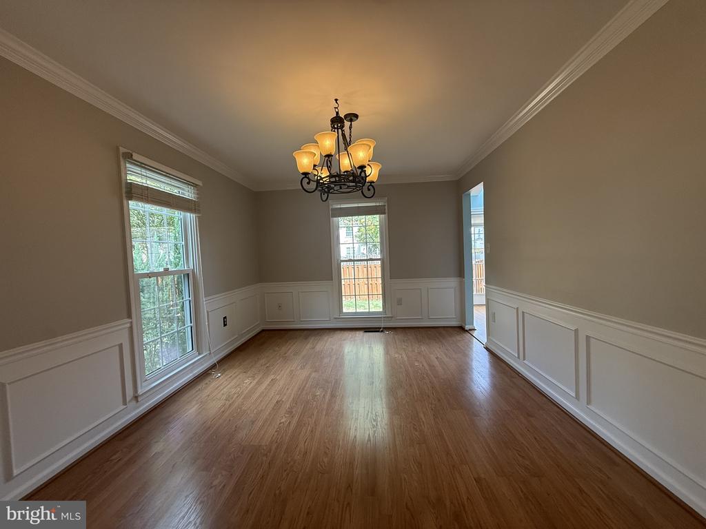 6269 WALKERS CROFT WAY