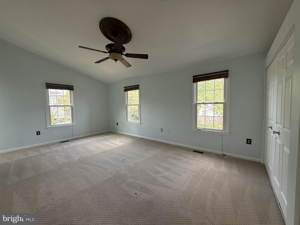 6269 WALKERS CROFT WAY
