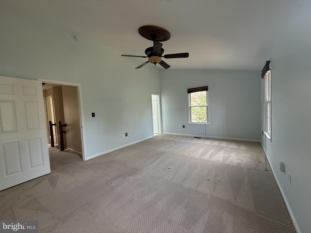 6269 WALKERS CROFT WAY