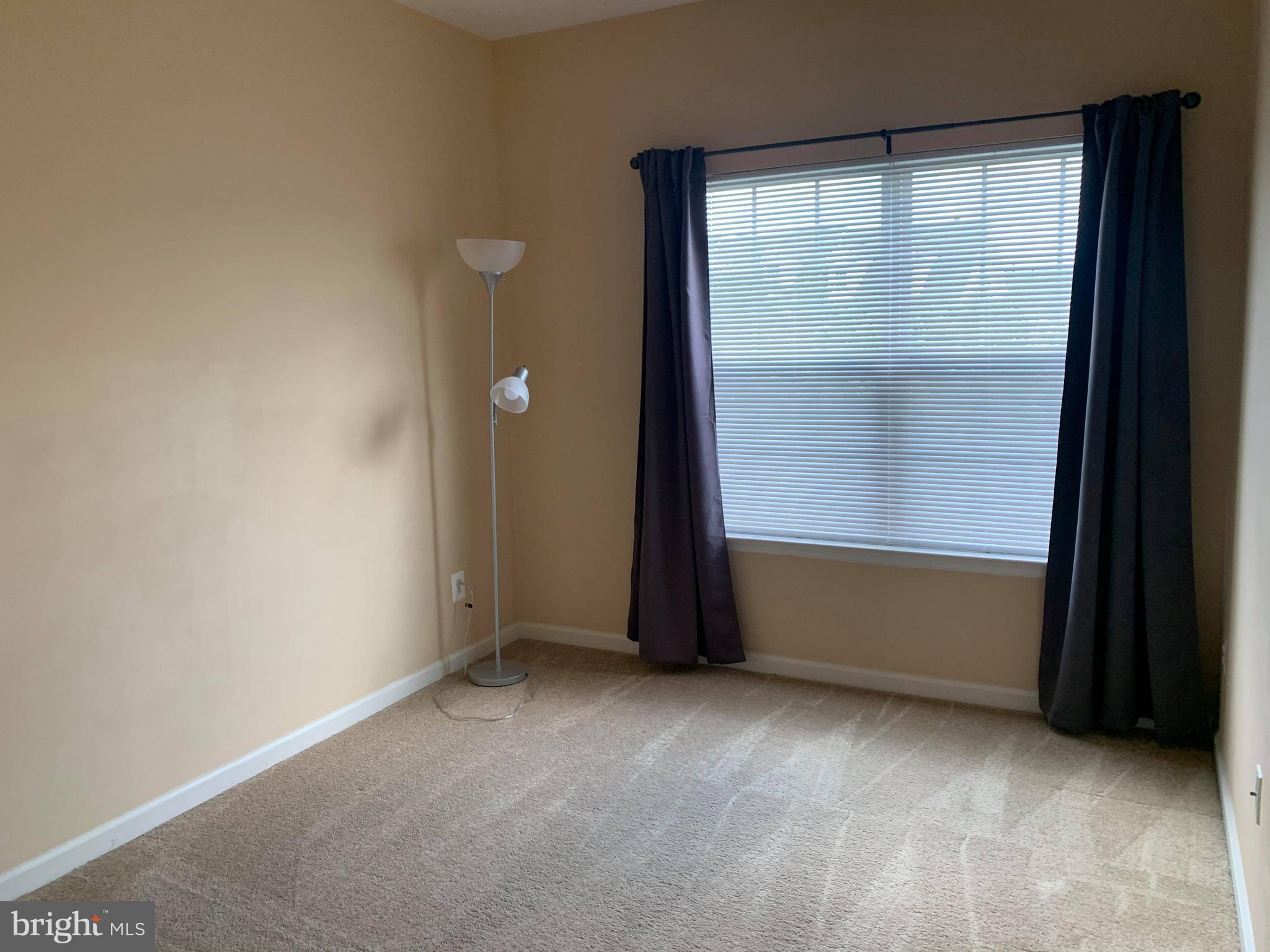 22952 ROSE QUARTZ SQUARE