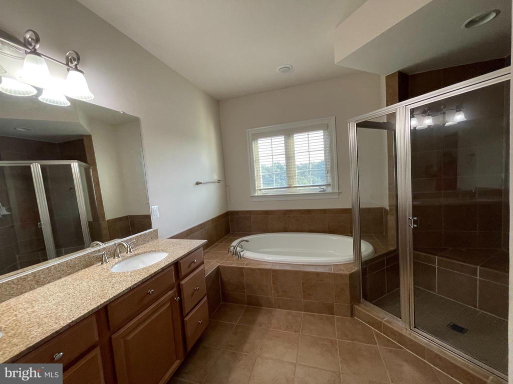 44388 FOXTHOM TERRACE