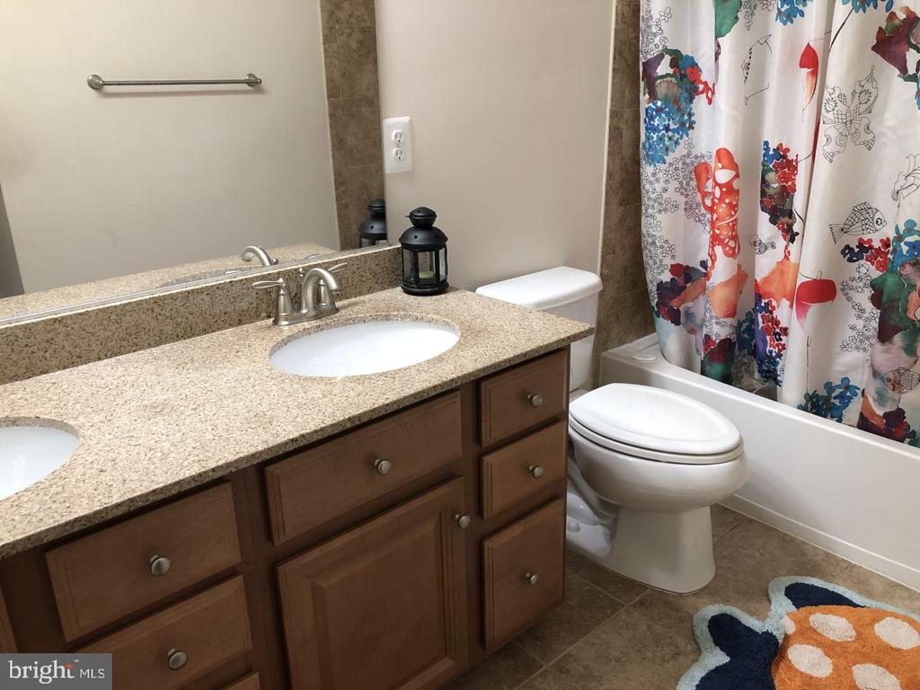 44388 FOXTHOM TERRACE