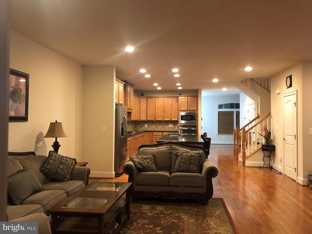 44388 FOXTHOM TERRACE