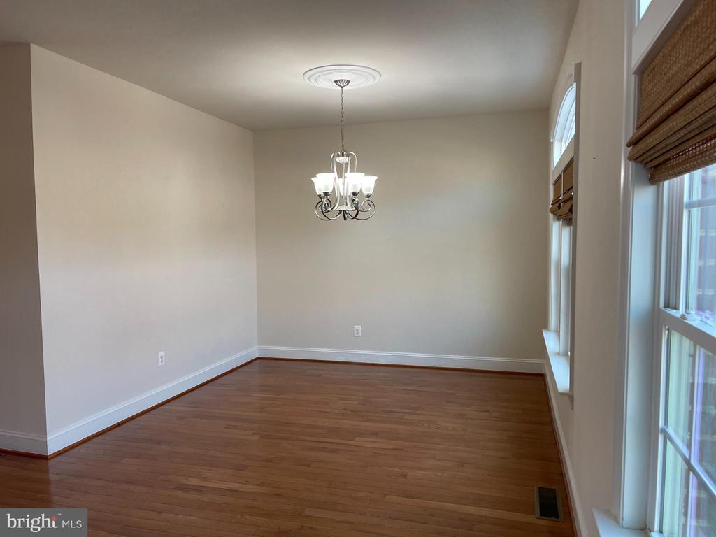 44388 FOXTHOM TERRACE