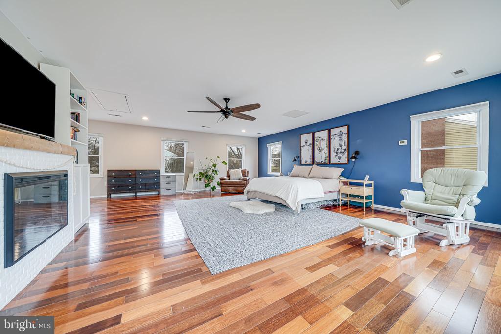 116 ELM TREE LANE