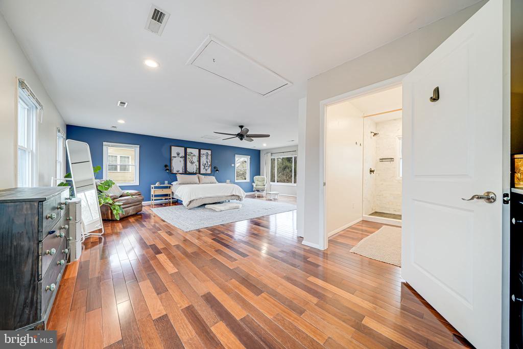 116 ELM TREE LANE