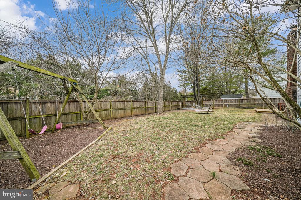 116 ELM TREE LANE