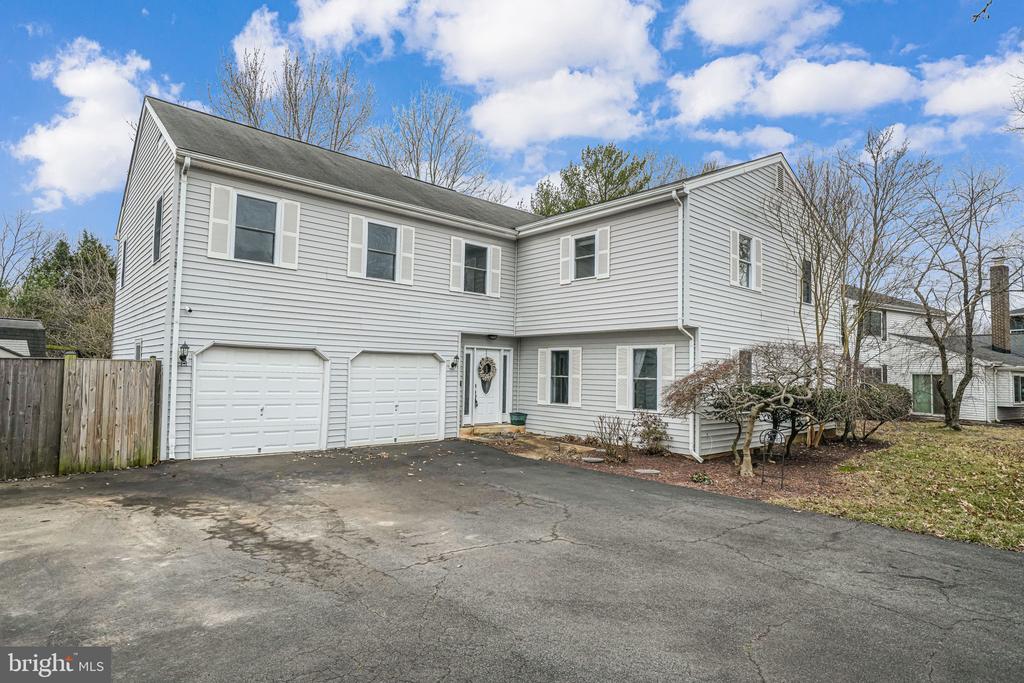 116 ELM TREE LANE