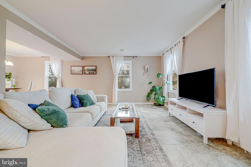 116 ELM TREE LANE