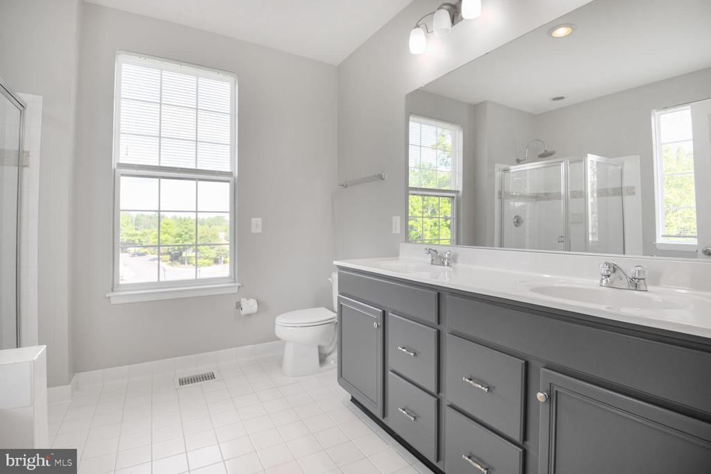 43415 MADISON RENEE TERRACE 120