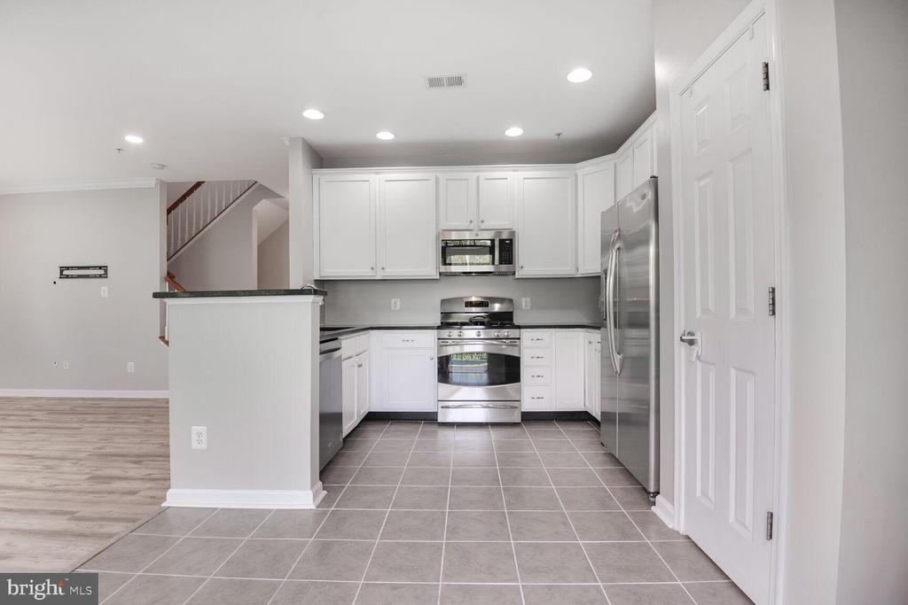 43415 MADISON RENEE TERRACE 120