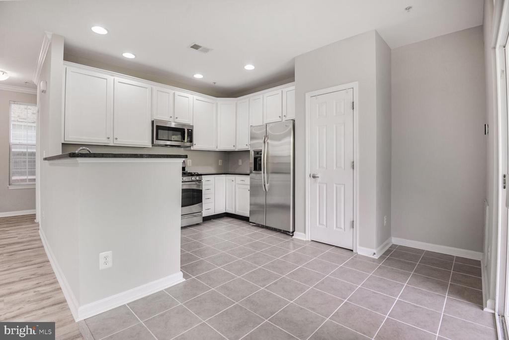 43415 MADISON RENEE TERRACE 120