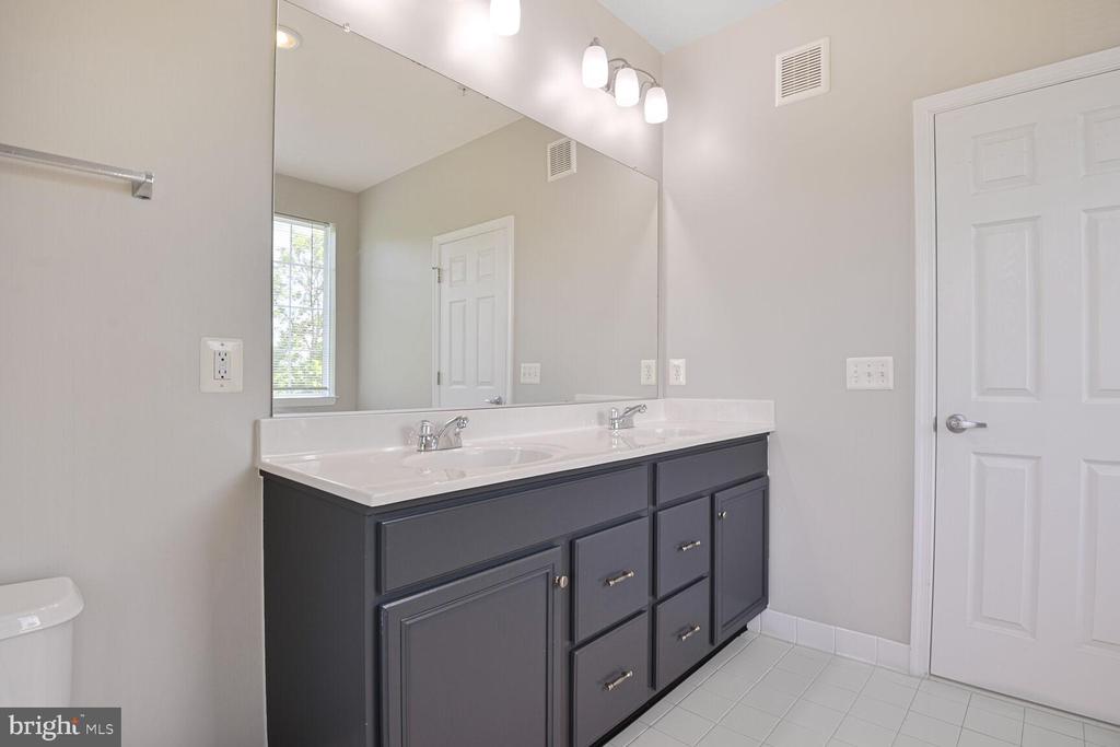 43415 MADISON RENEE TERRACE 120
