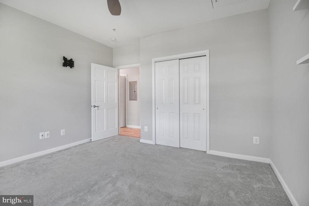 43415 MADISON RENEE TERRACE 120