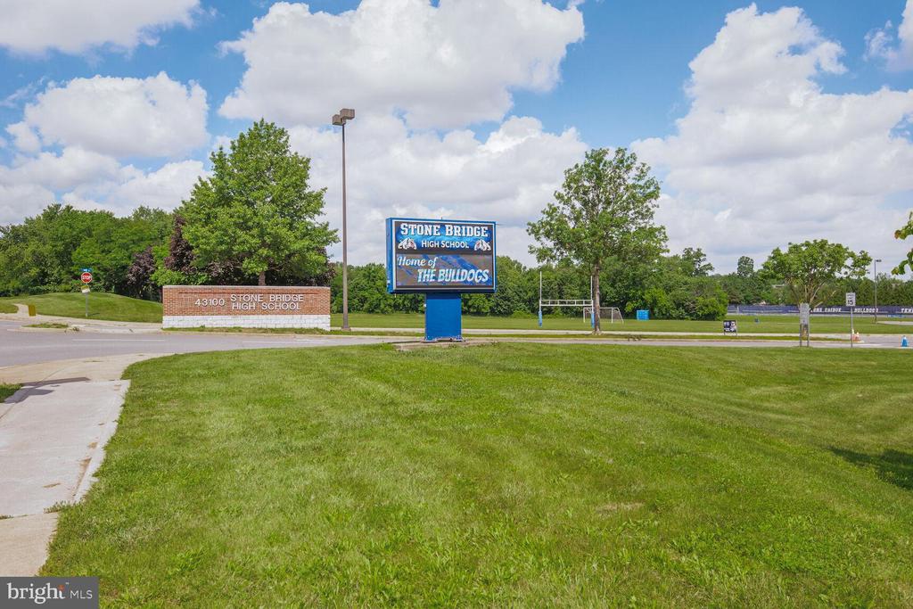 43415 MADISON RENEE TERRACE 120