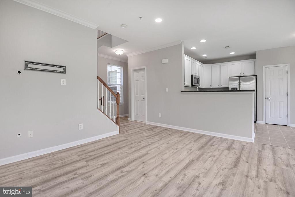 43415 MADISON RENEE TERRACE 120