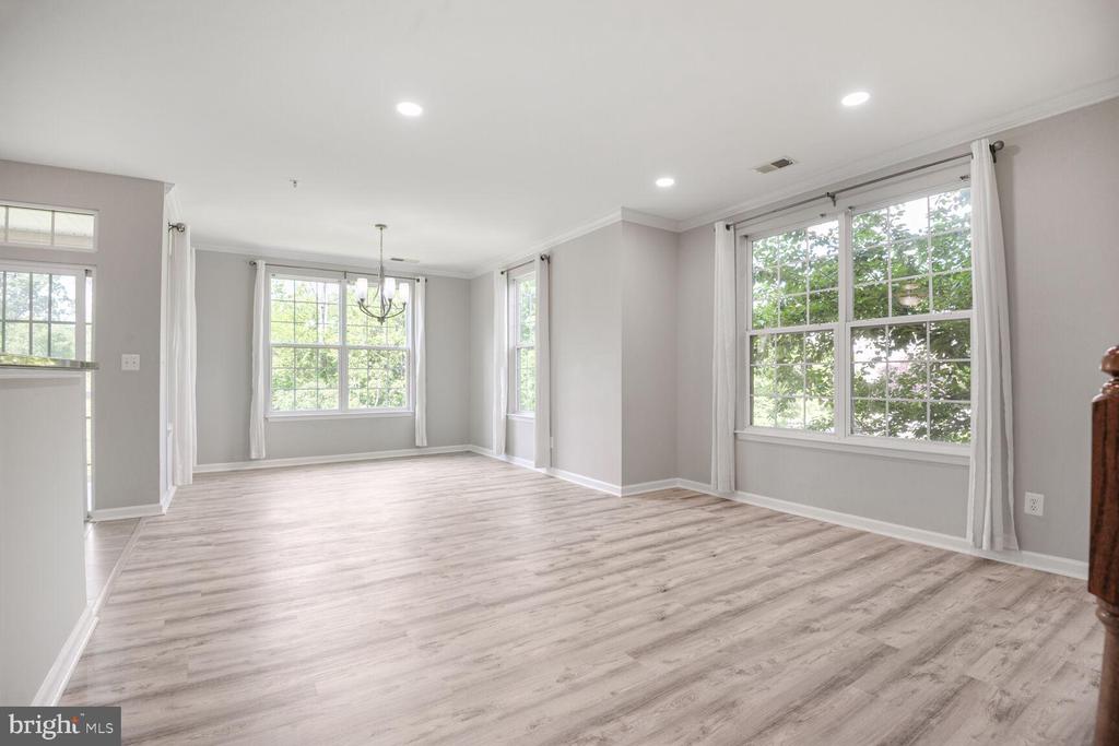 43415 MADISON RENEE TERRACE 120