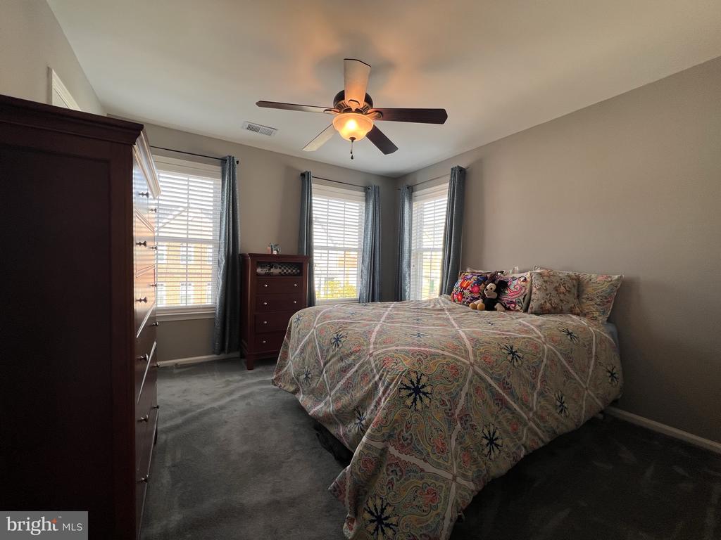 20709 RIPTIDE SQUARE