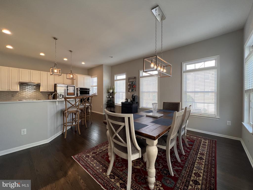 20709 RIPTIDE SQUARE
