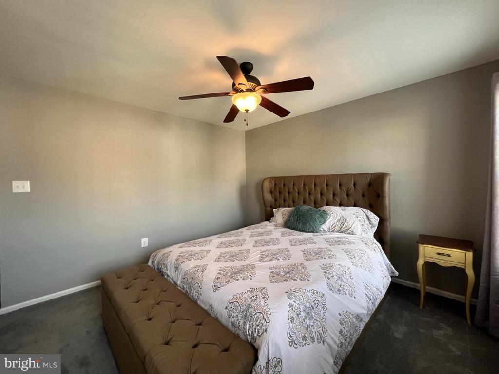 20709 RIPTIDE SQUARE