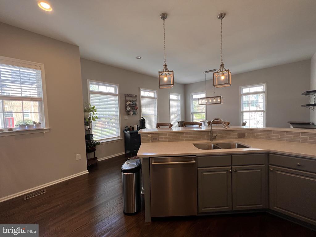 20709 RIPTIDE SQUARE