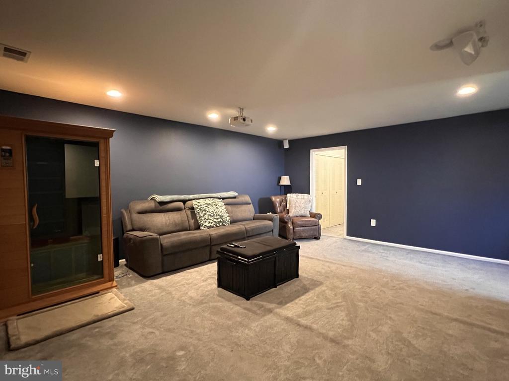 20709 RIPTIDE SQUARE