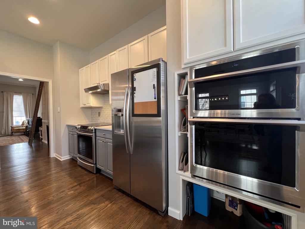 20709 RIPTIDE SQUARE