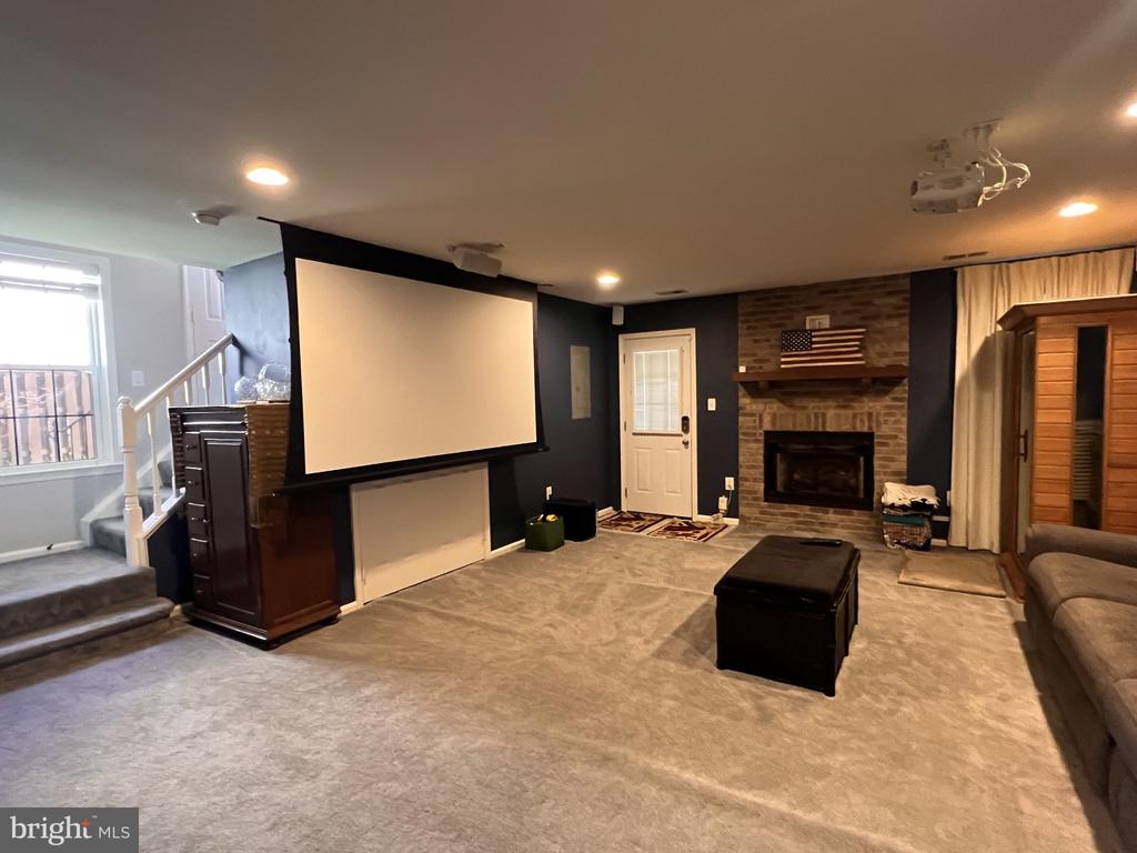 20709 RIPTIDE SQUARE