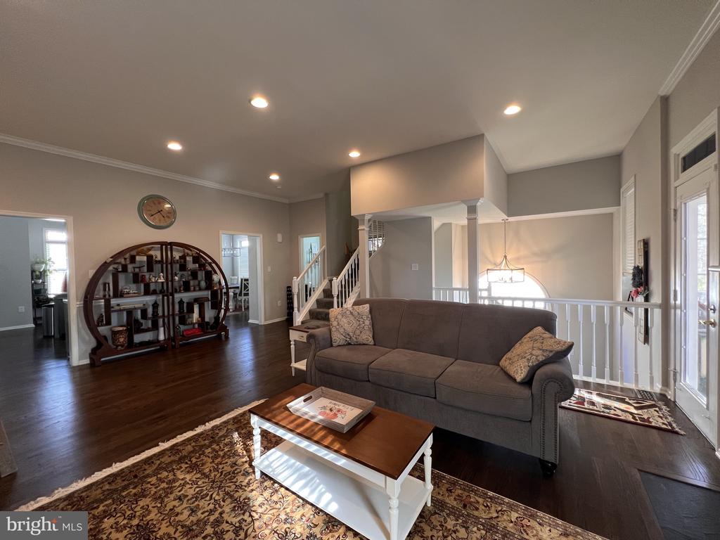 20709 RIPTIDE SQUARE