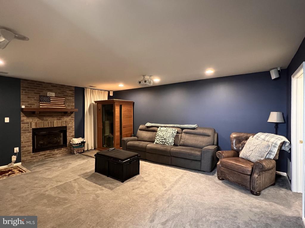 20709 RIPTIDE SQUARE