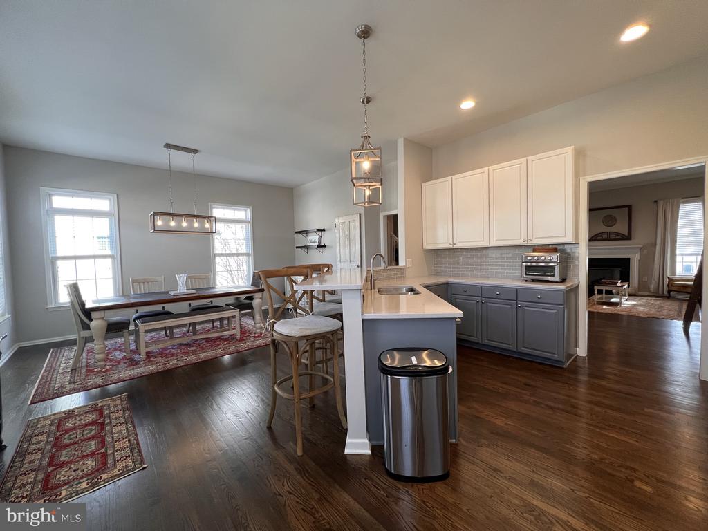 20709 RIPTIDE SQUARE
