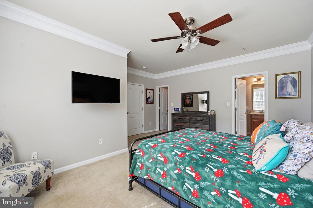 19416 COPPERMINE SQUARE