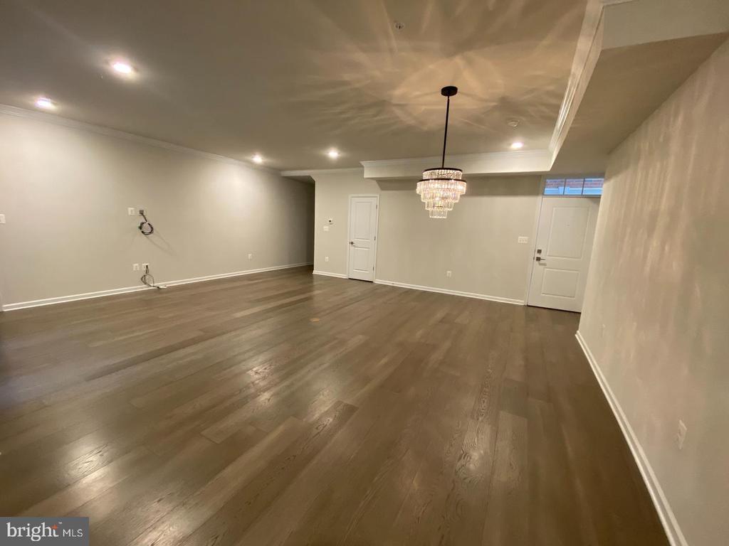 23215 MILLTOWN KNOLL SQUARE 102