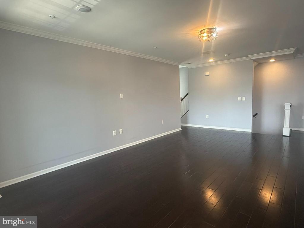 23315 MILLTOWN KNOLL SQUARE 104