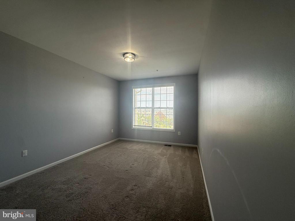 23315 MILLTOWN KNOLL SQUARE 104