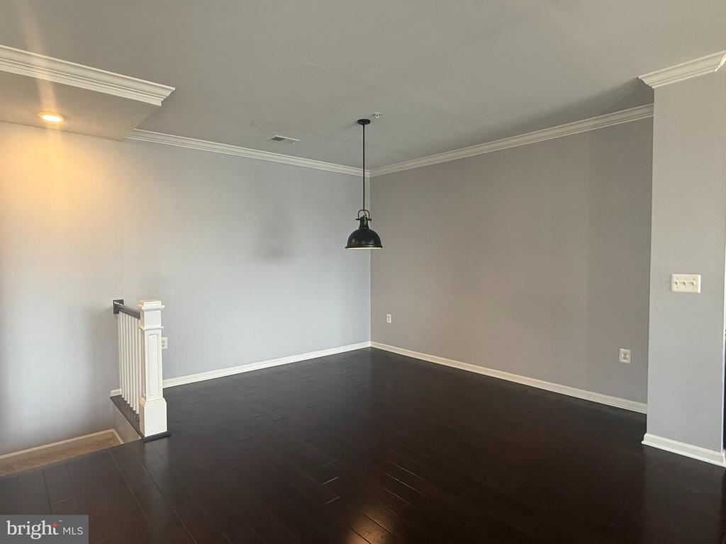 23315 MILLTOWN KNOLL SQUARE 104