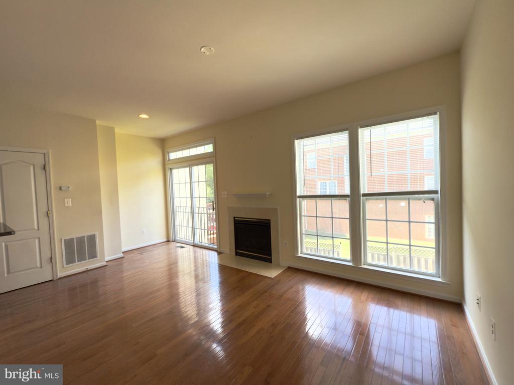 21929 BAYARD TERRACE
