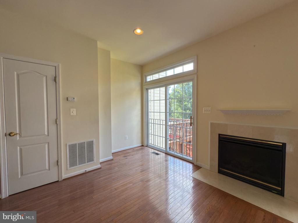 21929 BAYARD TERRACE