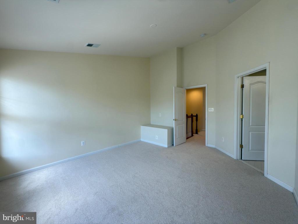 21929 BAYARD TERRACE
