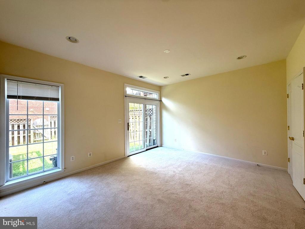 21929 BAYARD TERRACE