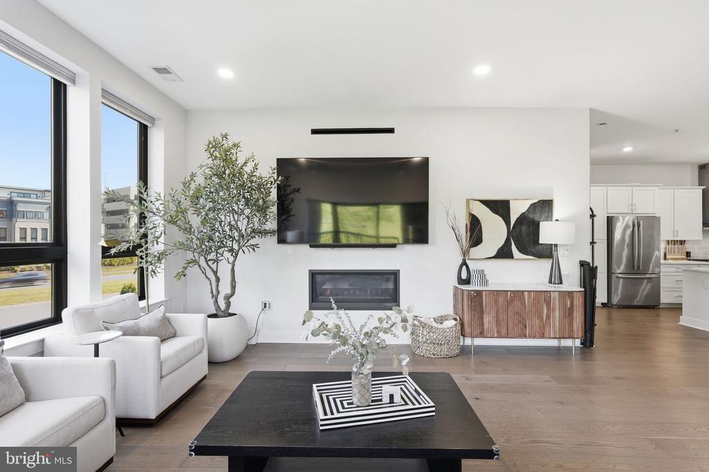 44691 WELLFLEET DRIVE Unit: 209