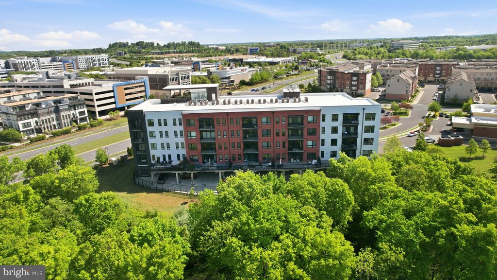 44691 WELLFLEET DRIVE Unit: 209
