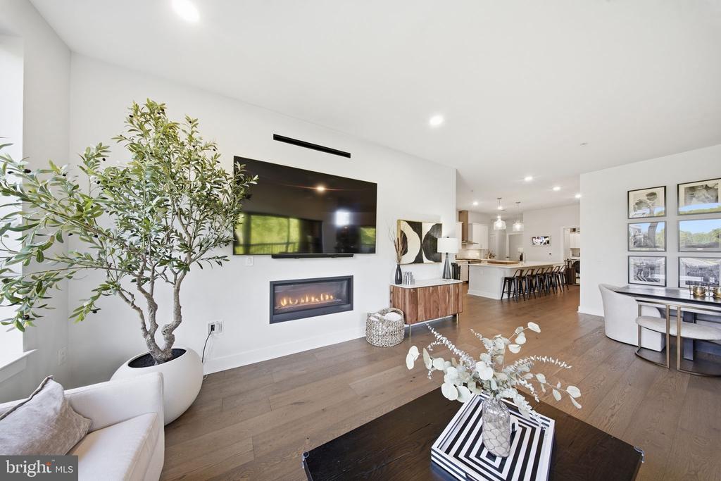 44691 WELLFLEET DRIVE Unit: 209