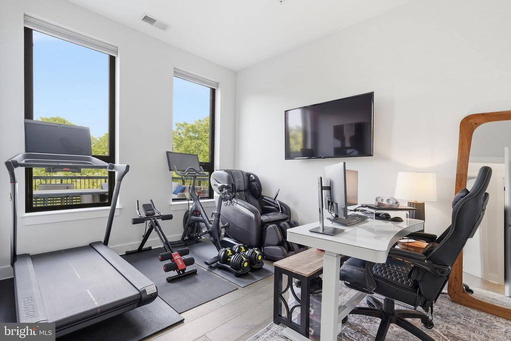 44691 WELLFLEET DRIVE Unit: 209