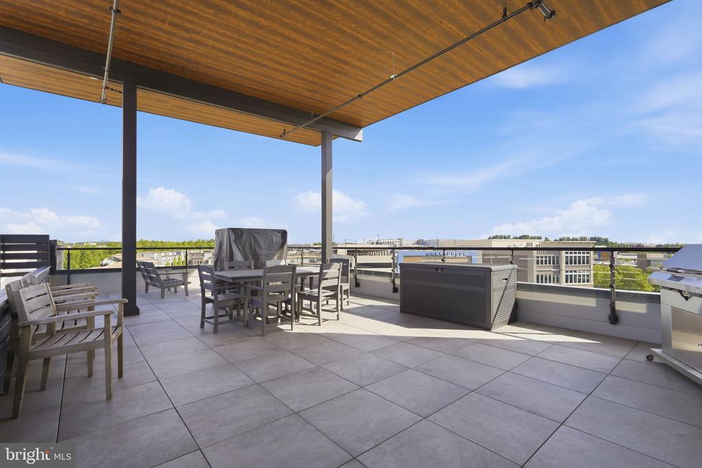 44691 WELLFLEET DRIVE Unit: 209