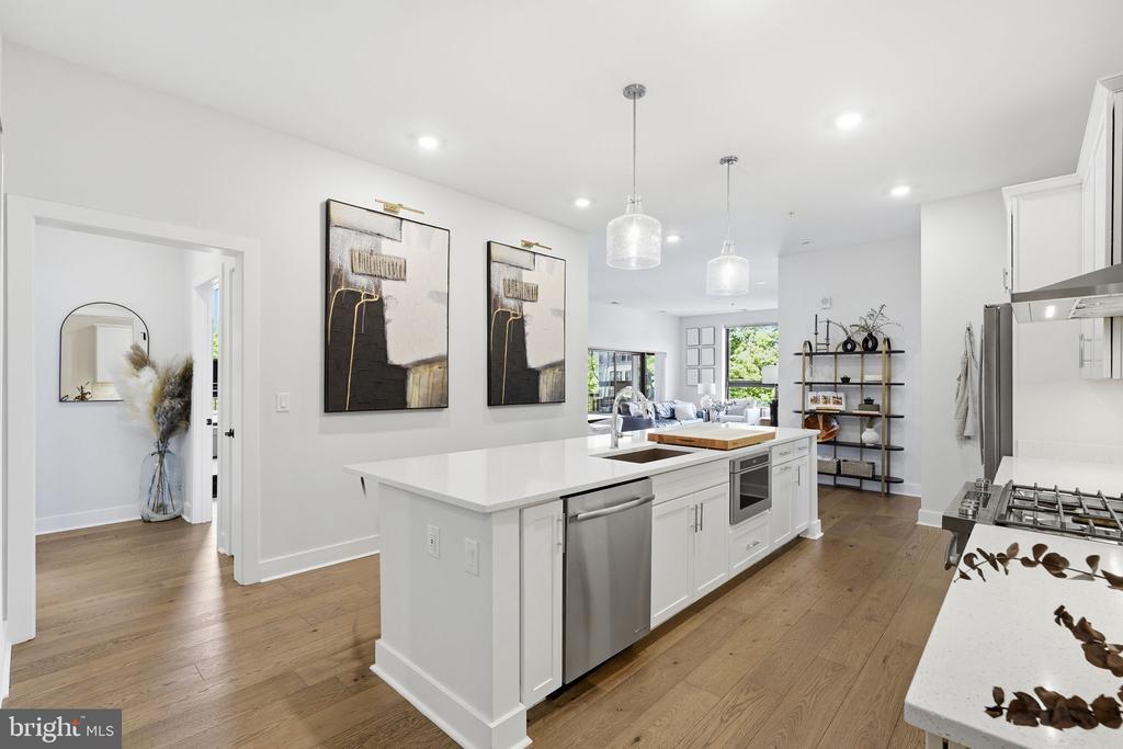 44691 WELLFLEET DRIVE Unit: 209