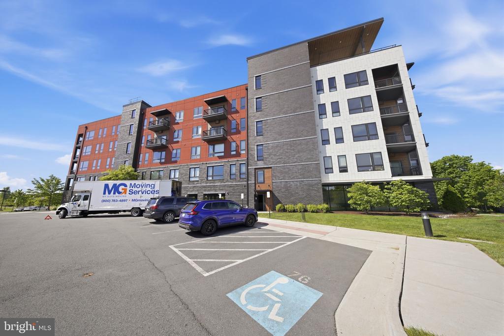 44691 WELLFLEET DRIVE Unit: 209